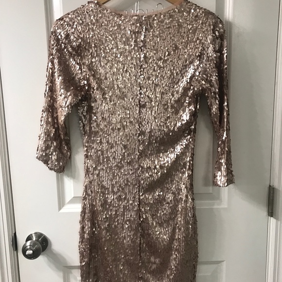 Blush sequence cocktail dress. - Picture 2 of 3